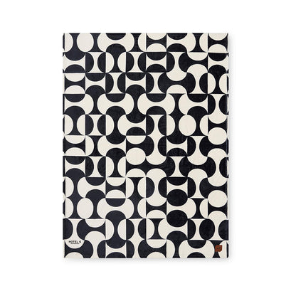 Slowtide® Caster Plush Throw