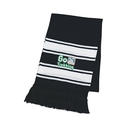 Two-Tone Knit Scarf With Fringe